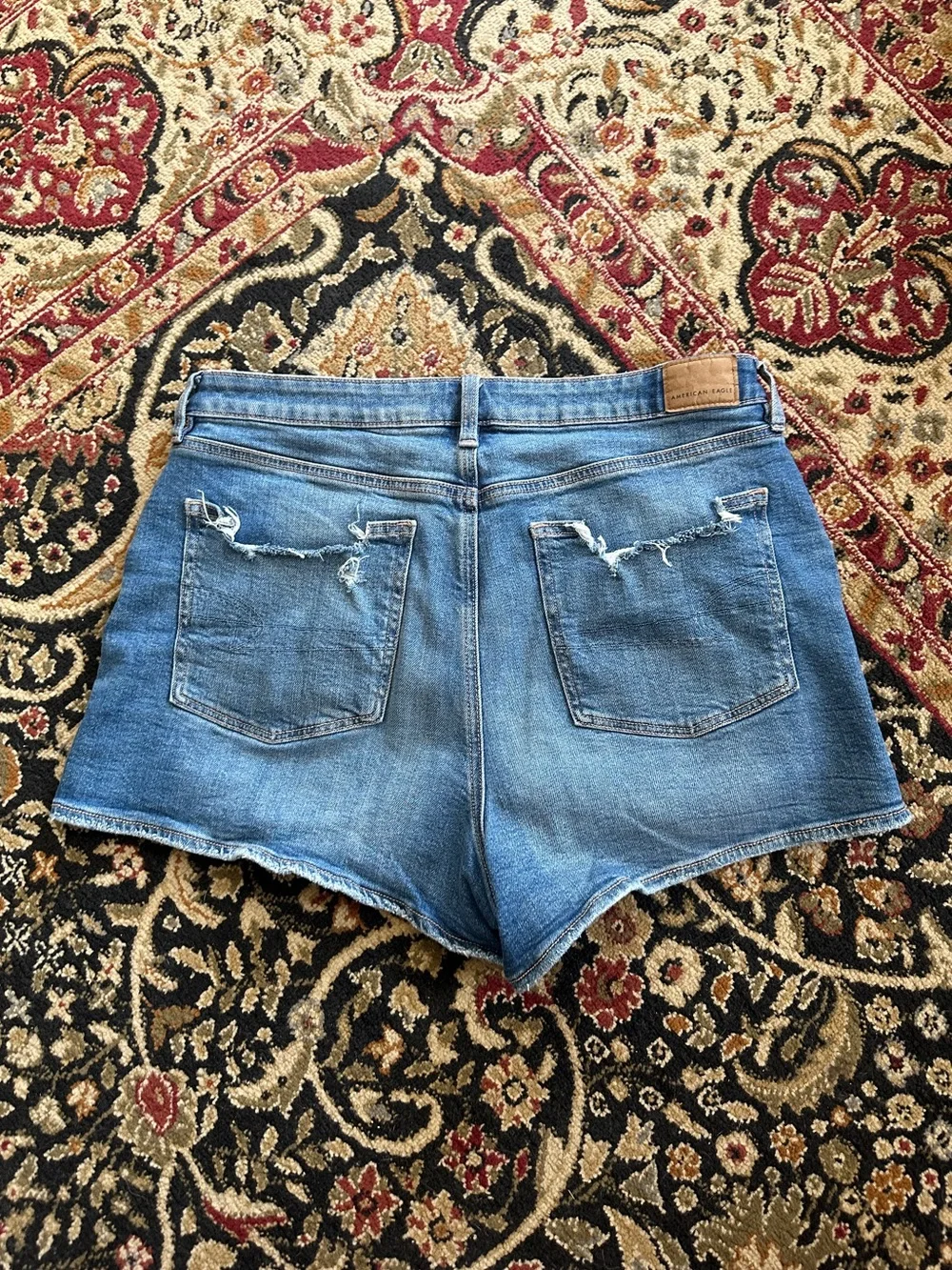 American Eagle Mom Short